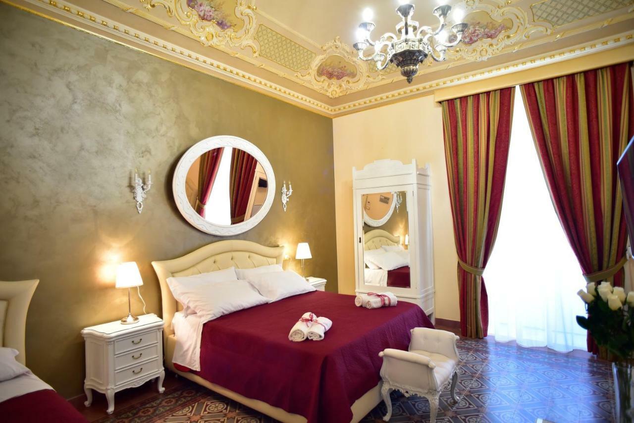 Palazzo Degli Affreschi Bed & Breakfast