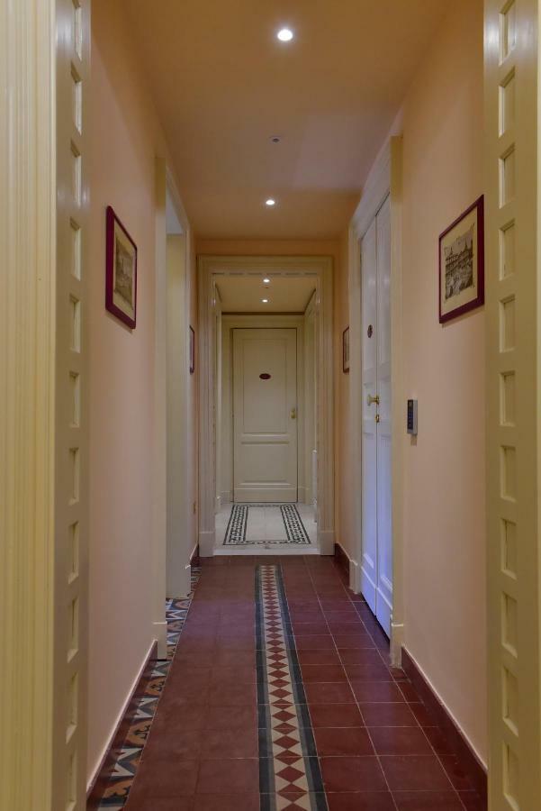 Palazzo Degli Affreschi Bed & Breakfast Catania
