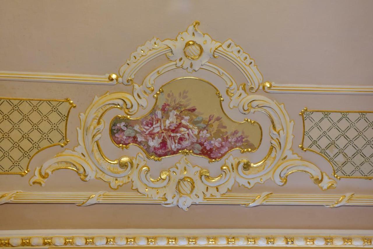Bed & Breakfast Palazzo Degli Affreschi *